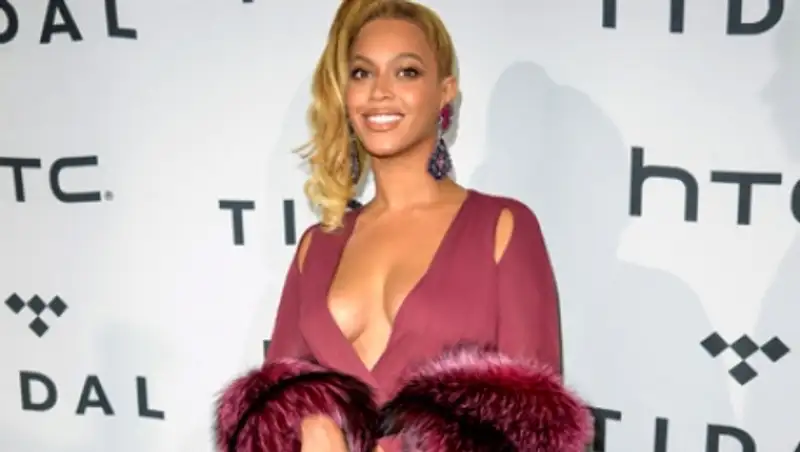 Бейонсе собралась снять фильм о рабыне с гигантскими ягодицами