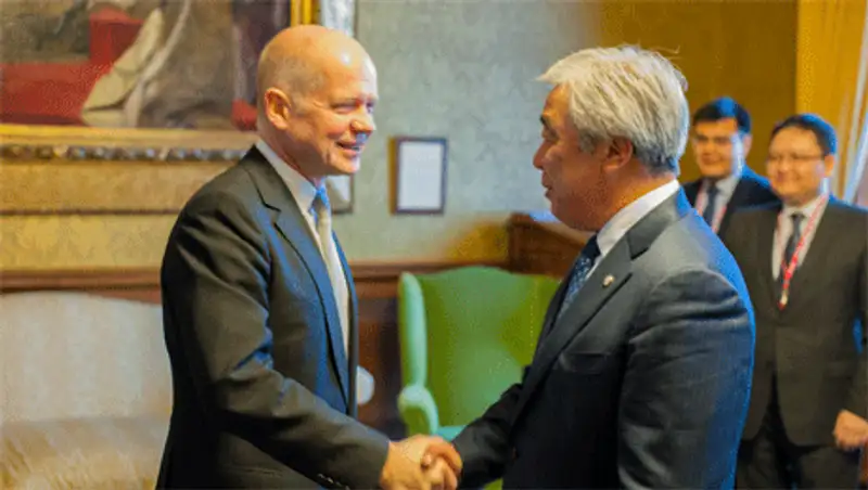 Министр иностранных дел РК посетил Великобританию с официальным визитом