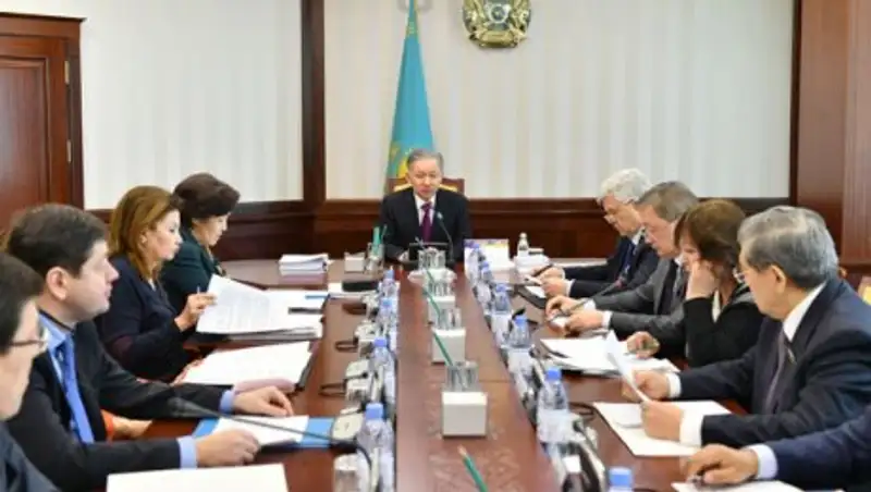 Бюро Мажилиса определило вопросы предстоящего пленарного заседания Палаты