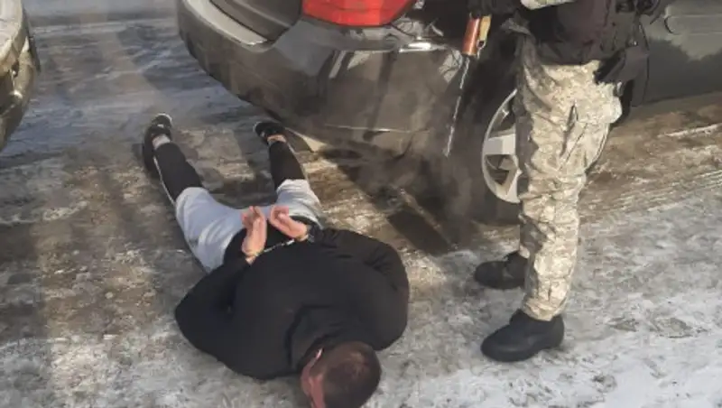 Группу автоугонщиков дорогих авто обезвредили в Алматинской области