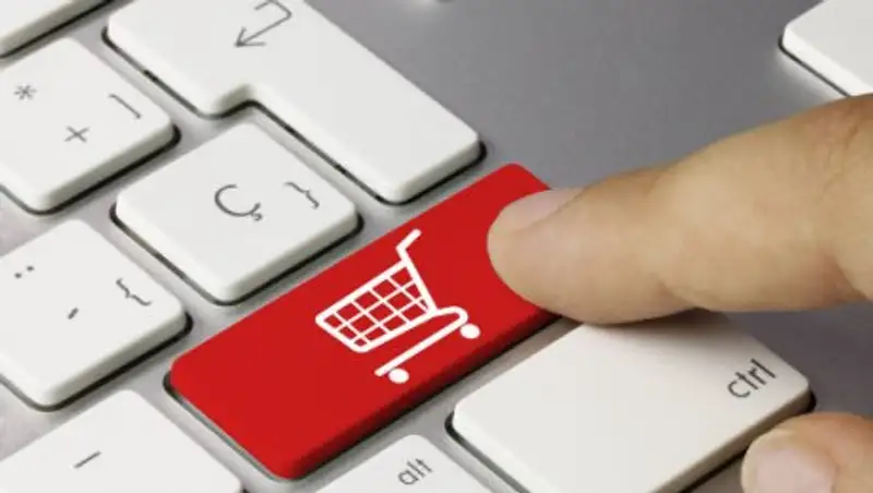 Торгующих в Интернете казахстанцев освободят от налогов