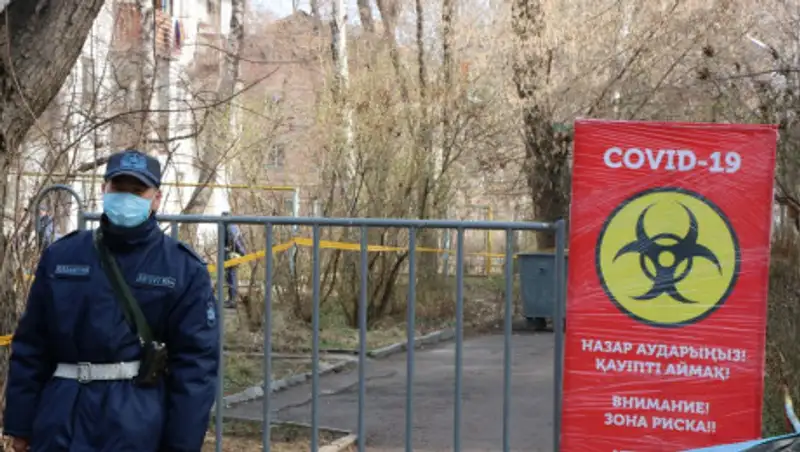 Расследования по фактам незаконной продажи масок и антисептиков начали в Казахстане