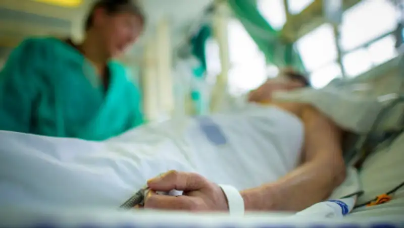 ДТП на блокпосту в Алматы: полицейский из реанимации переведен в палату