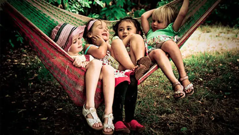 Депутаты просят Премьера усилить контроль за деятельностью летних загородных лагерей