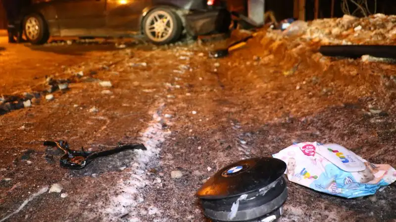 В результате ночного ДТП в Алматы погибла девушка, фото - Новости Zakon.kz от 27.01.2023 04:04