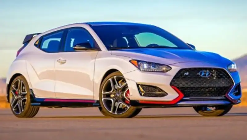 Новый Hyundai Veloster представлен официально