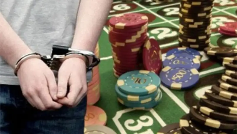 К условным срокам приговорены организаторы подпольного казино в Атырау