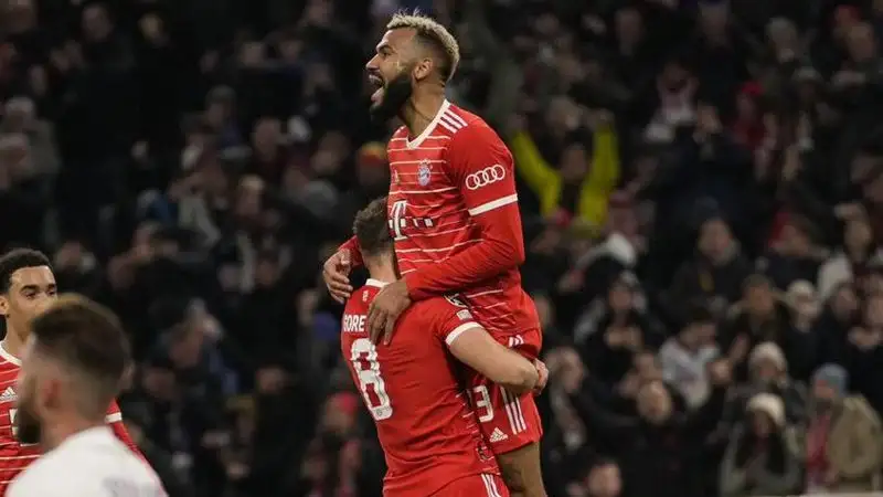 "Бавария" со счетом 2:0 обыграла "ПСЖ" и вышла в четвертьфинал Лиги чемпионов