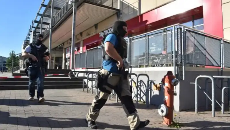 СМИ: у напавшего на кинотеатр в Германии были ручная граната и "пояс смертника"