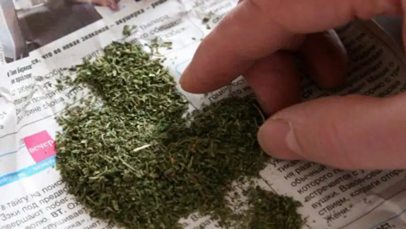 Учителя физкультуры задержали за сбыт наркотиков