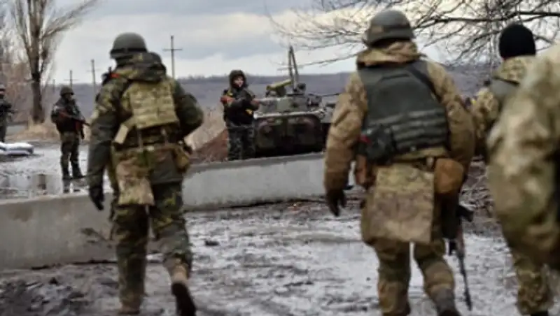 Рада разрешила военным применять оружие против дезертиров