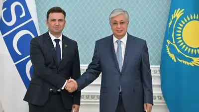 Встреча Касыма-Жомарта Токаева и Буяра Османи, фото - Новости Zakon.kz от 11.08.2023 15:27