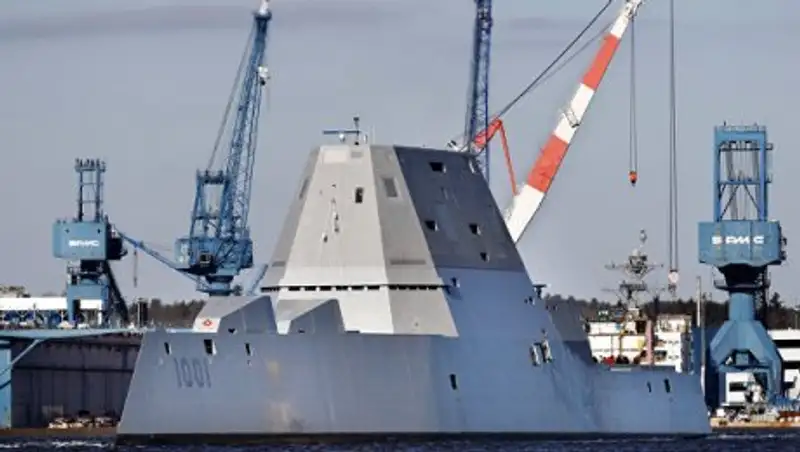 Новейший американский эсминец сломался во время испытаний