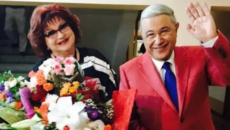 Петросян и Степаненко делят имущество