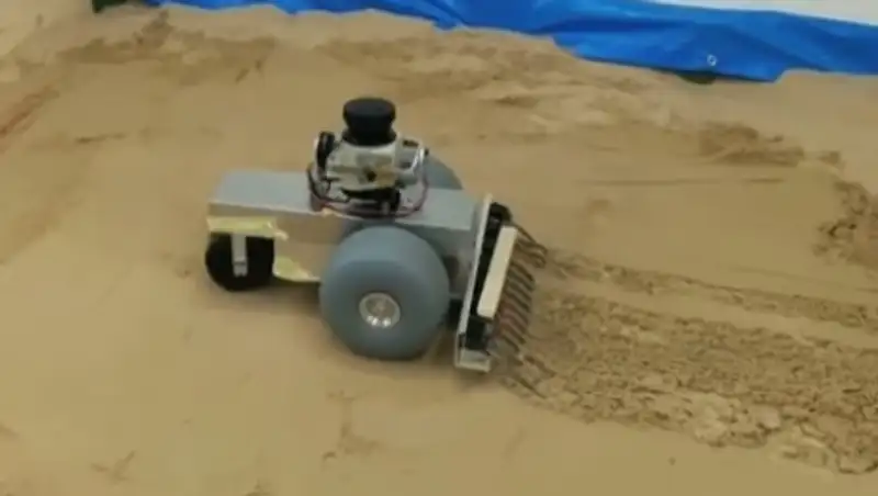 В Disney создали робота-черепаху для рисования на песке