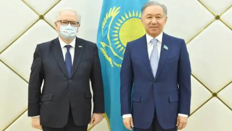 Нигматулин принял посла Великобритании