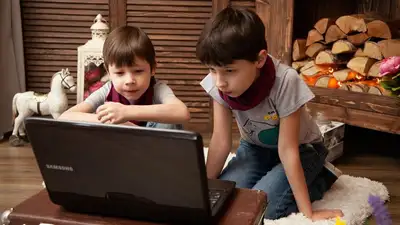дети, компьютер, фото - Новости Zakon.kz от 22.12.2022 22:30