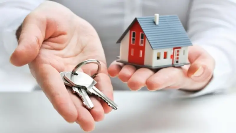 Механизм продажи арестованных квартир через аукцион разъяснили представители минюста