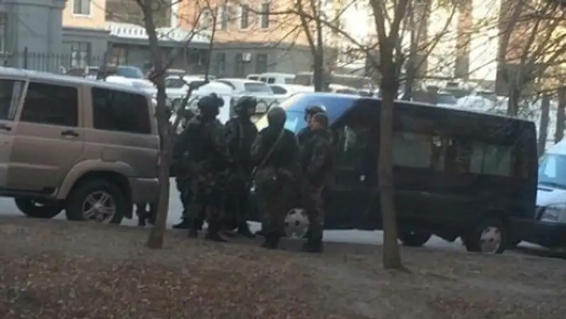 ИГ* взяло на себя ответственность за нападение на приемную УФСБ в Хабаровске