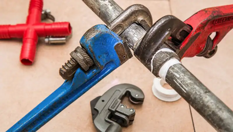 Два многоквартирных дома без электричества и газа заселены в Таразе