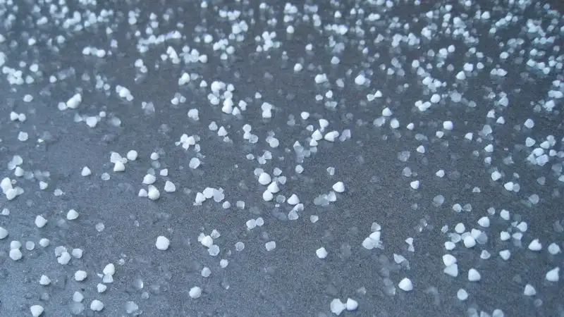 На Алматы обрушился град