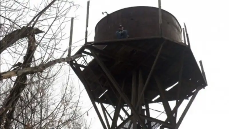 В Шымкенте, угрожая самоубийством, мужчина потребовал путевку в санаторий