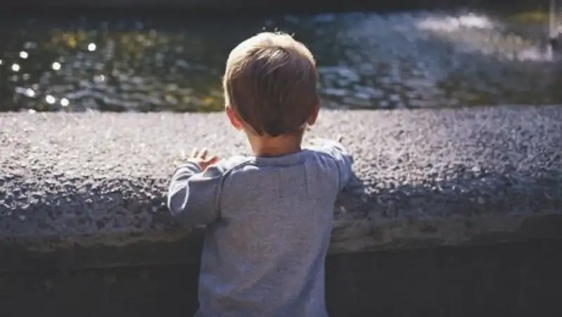 Третий день разыскивают двухлетнего ребенка близ Балхаша