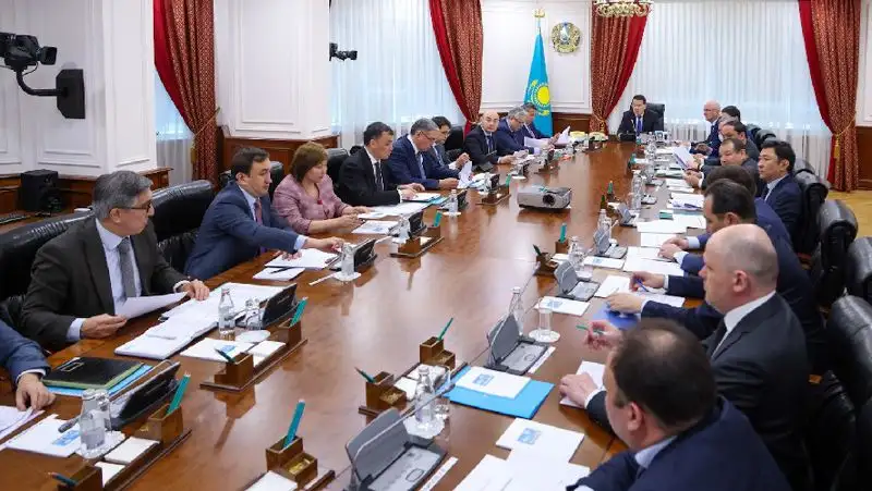 Смаилов поручил выработать механизмы для возврата необоснованно приватизированных объектов