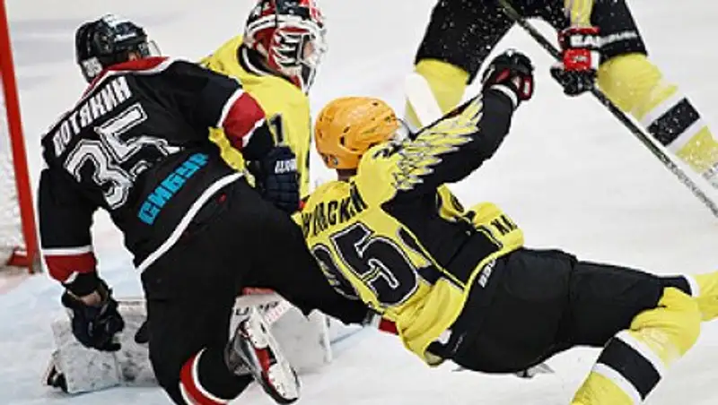 ВХЛ: «Торпедо» обыграло «Зауралье», а «Сарыарка» уступила «Рубину»