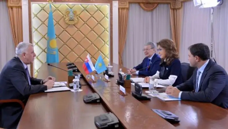Сенатор Дарига Назарбаева приняла Посла Словакии