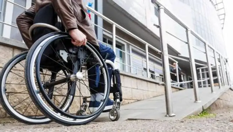 Ставший инвалидом житель Кентау 13 лет не может добиться компенсации