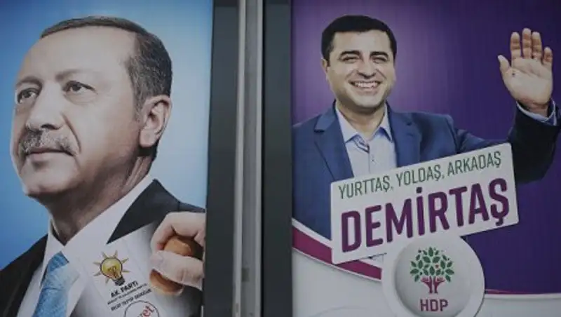 Эрдоган побеждает на выборах с 52,5% по итогам подсчета 98% голосов