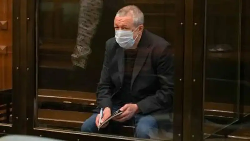 Михаил Ефремов написал письмо сыну погибшего в ДТП водителя