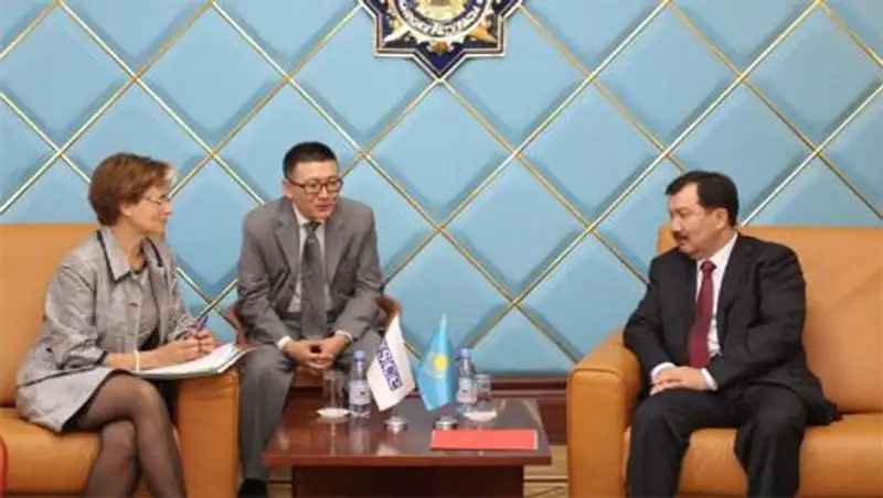 Генпрокурор обсудил с представителем ОБСЕ положение нацменьшинств Казахстане