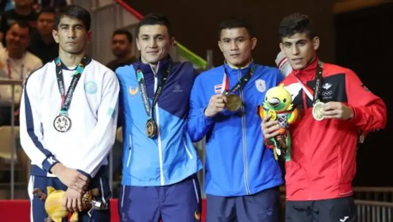 Казахстанские боксёры выиграли два серебра Азиады 2018