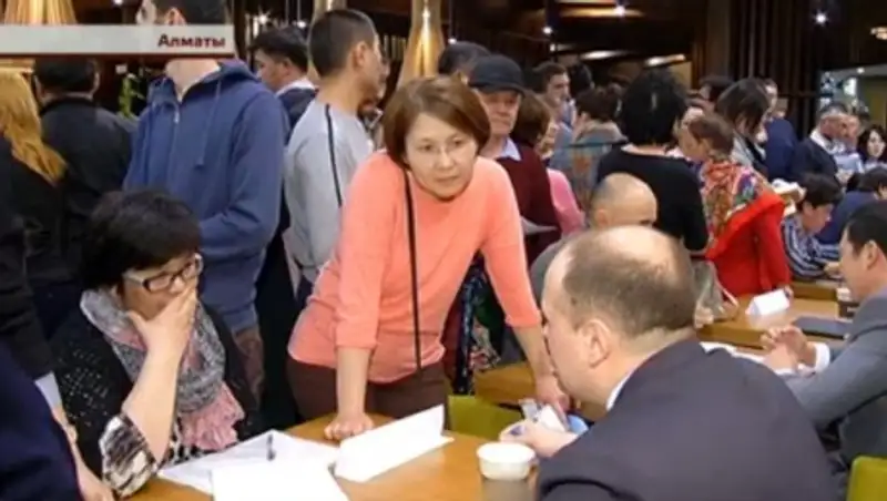 Юристы до полуночи бесплатно консультировали алматинцев