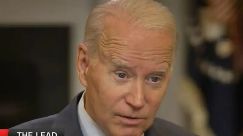 Байден опять опростоволосился, перепутав Россию с Украиной