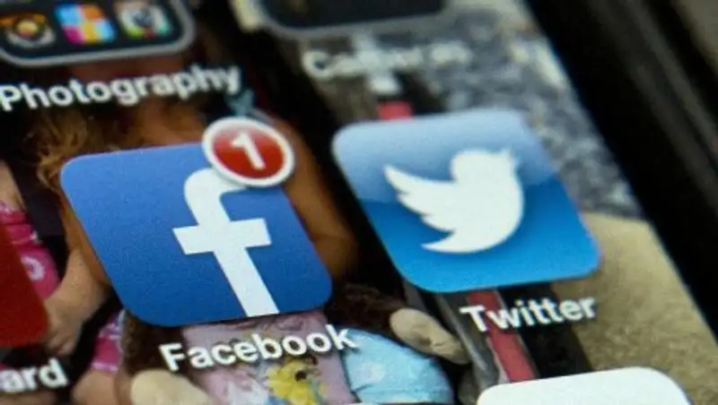 В Британии у Facebook и Twitter запросили данные по "вмешательству" РФ в Brexit