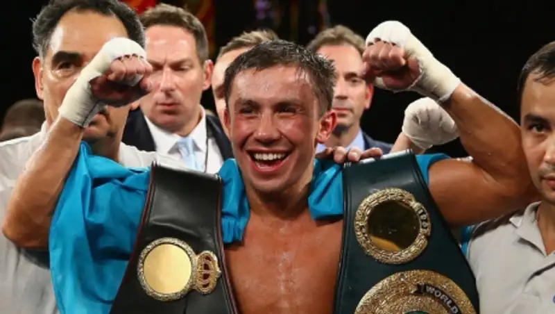 Головкин уничтожил Монро