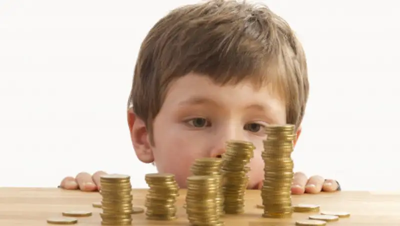 Более 80 миллионов тенге взыскали с недобросовестных алиментщиков прокуроры ВКО