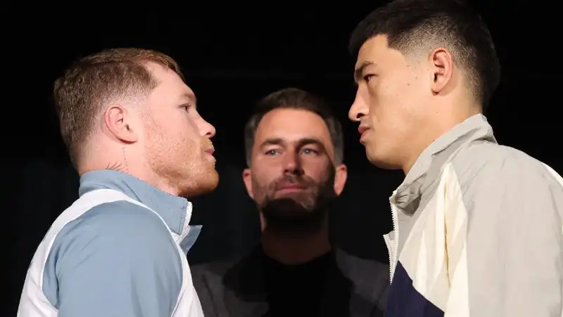 Альварес и Бивол провели дуэль взглядов в Лас-Вегасе