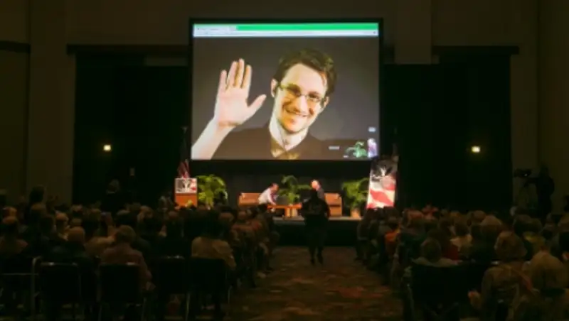 Сноудену посоветовали пропустить вручение премии в Норвегии