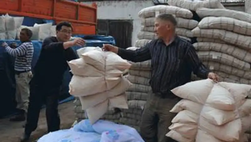 Более 21 млн.тенге собрала Акмолинская область в помощь атбасарцам