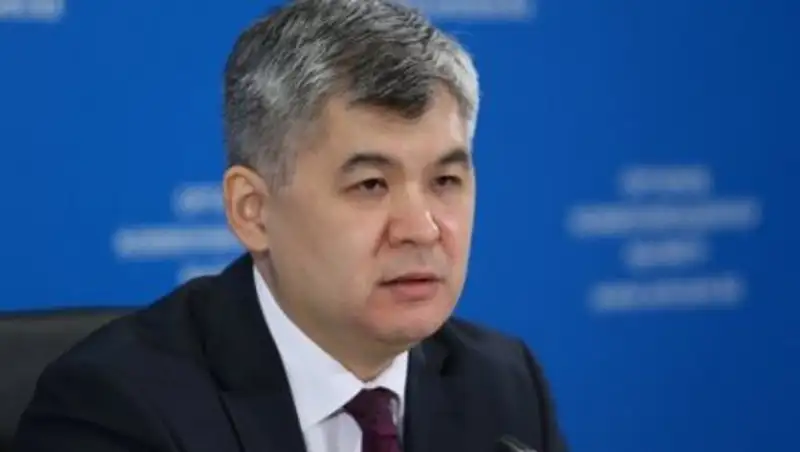 Биртанов рассказал, что будет с собранными за ОСМС деньгами после переноса программы