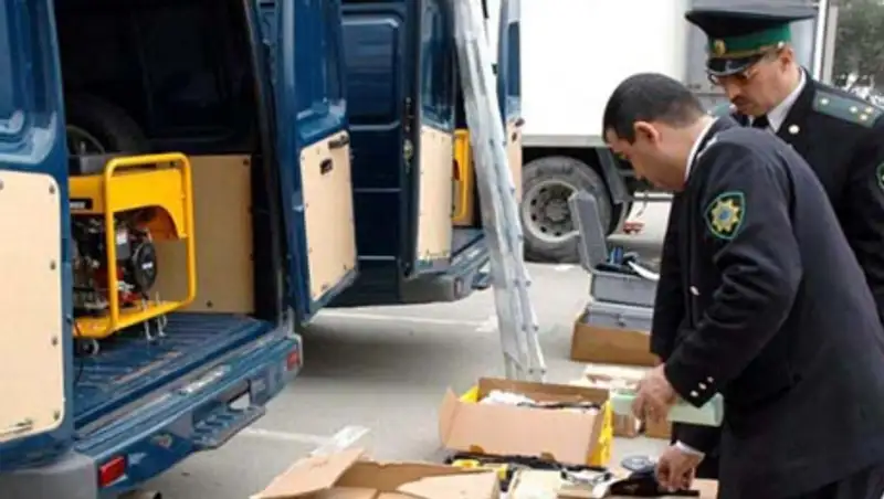 Азербайджан упрощает таможенные процедуры с Турцией и Казахстаном