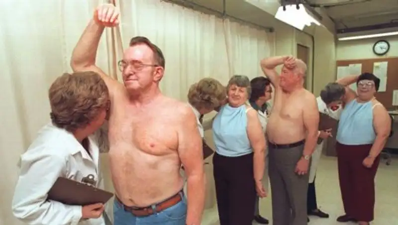 15 странных профессий, за которые платят очень даже реальные деньги