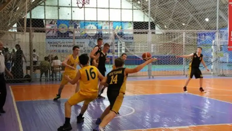 В Алматы стартовал летний чемпионат Казахстана по баскетболу среди юношей 
