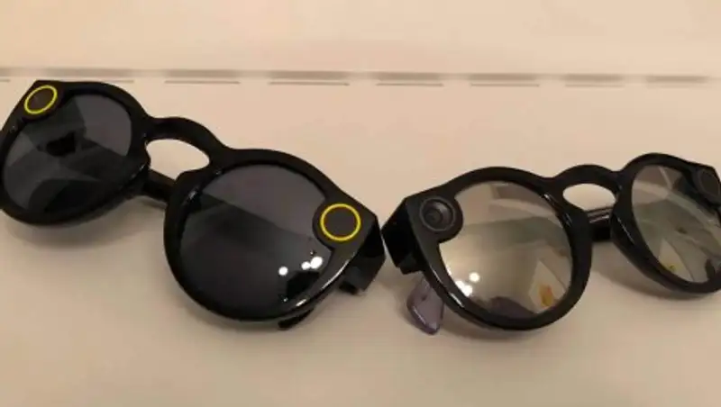 Snapchat представили новые очки со встроенной камерой