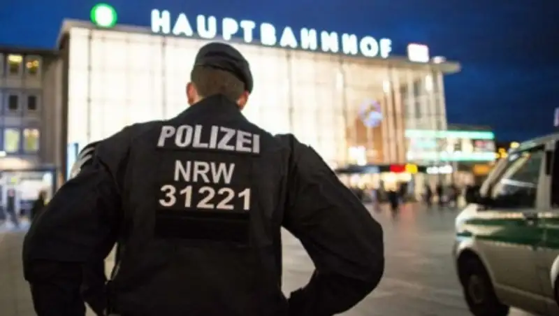 В полицию Кельна поступило 22 заявления о домогательствах во время карнавала