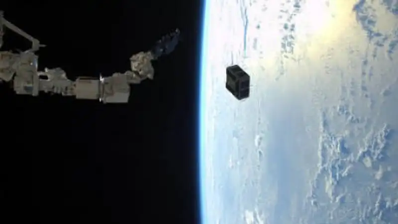 Пентагон заподозрил Россию в разработке оружия против спутников